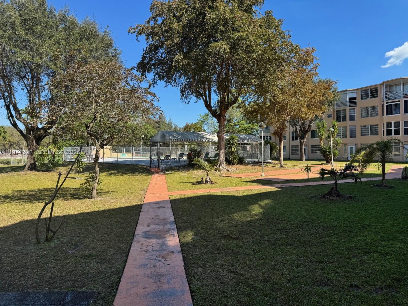 1301 NE 191st St F405