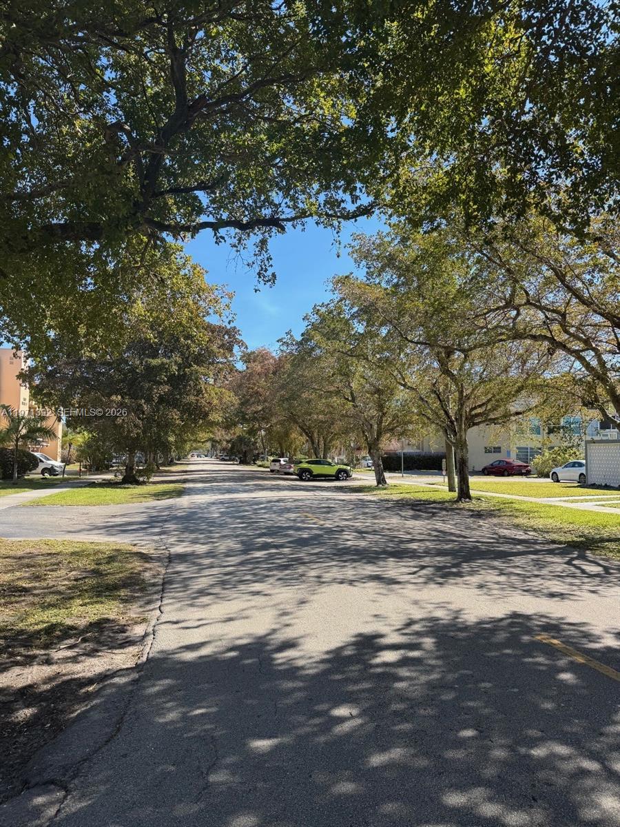 1301 NE 191st St F405