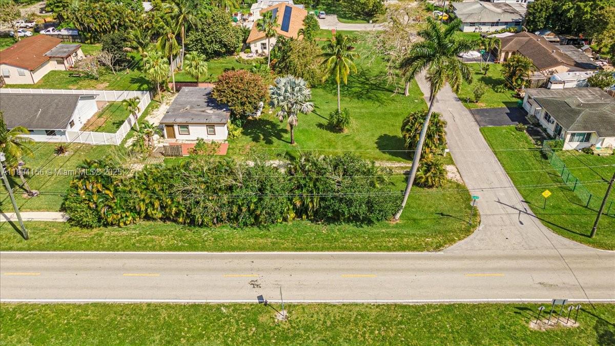 EVERGLADE LAND SALES CO - Residential Lease