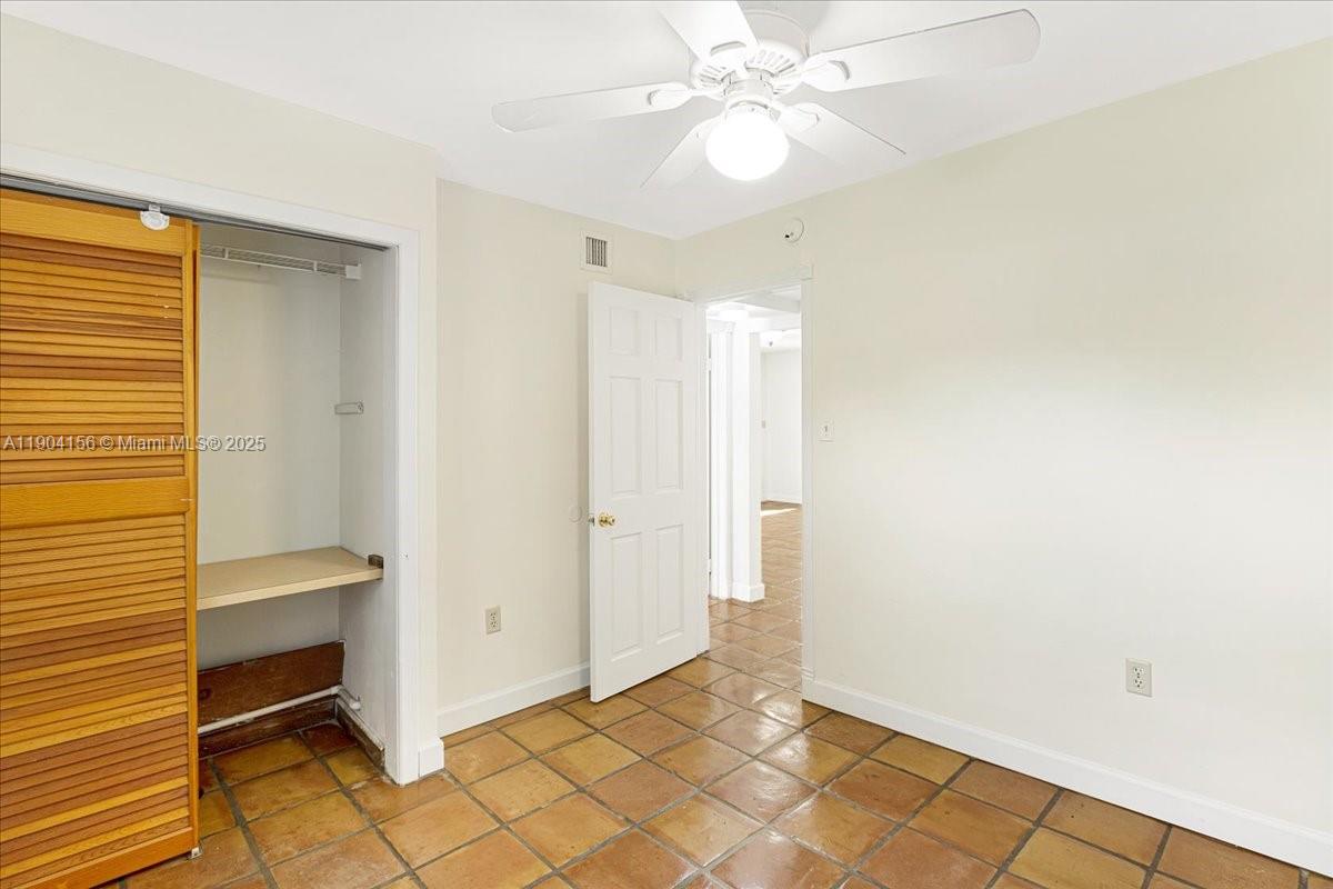 EVERGLADE LAND SALES CO - Residential Lease