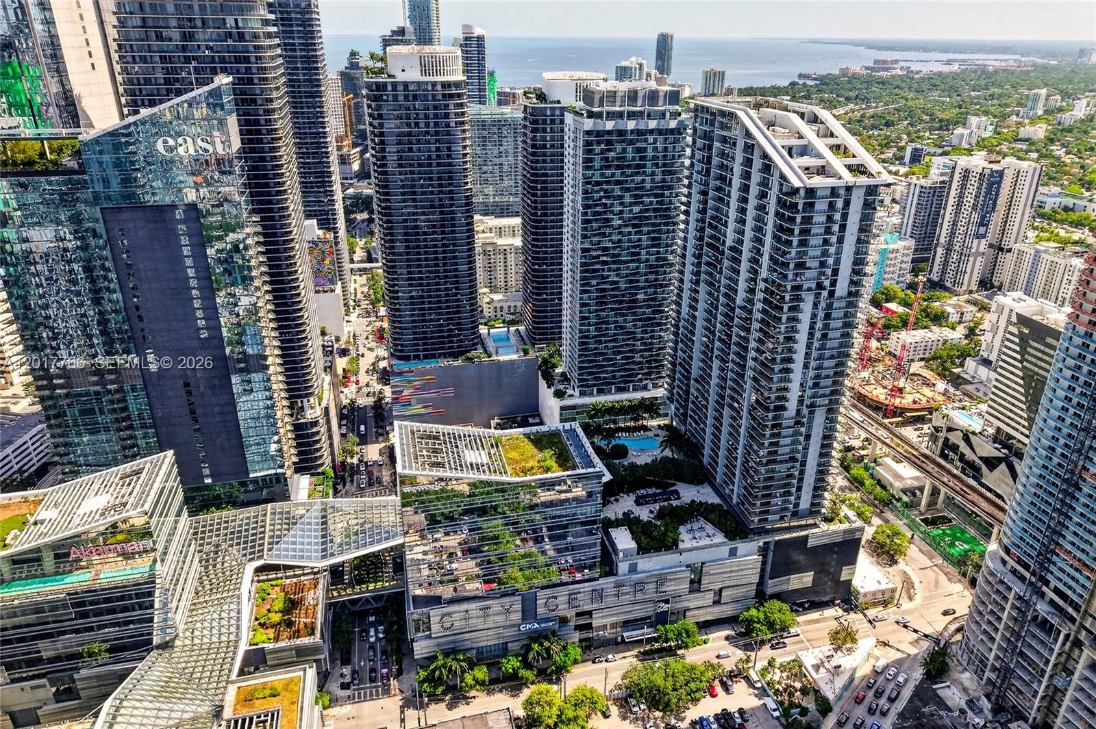 RISE CONDO - Residential