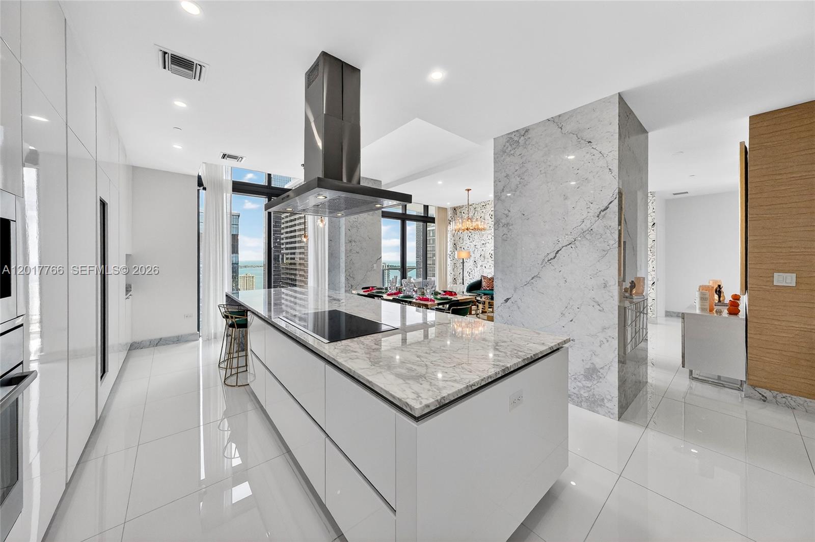 RISE CONDO - Residential