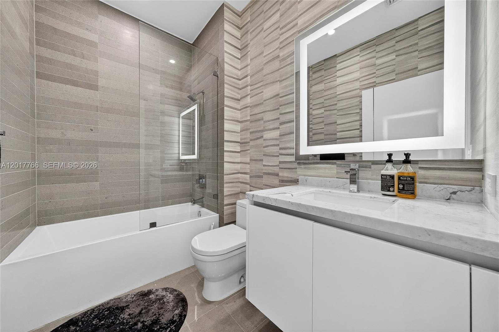 RISE CONDO - Residential