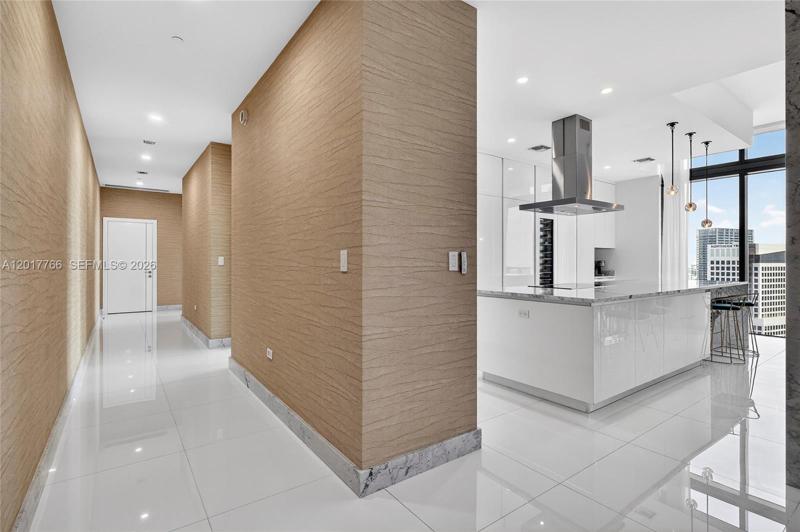 RISE CONDO - Residential