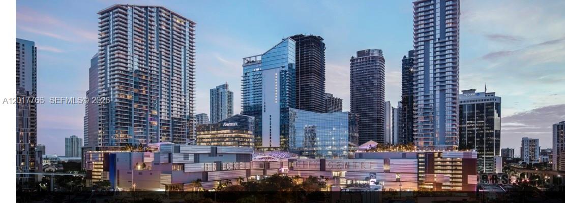 RISE CONDO - Residential