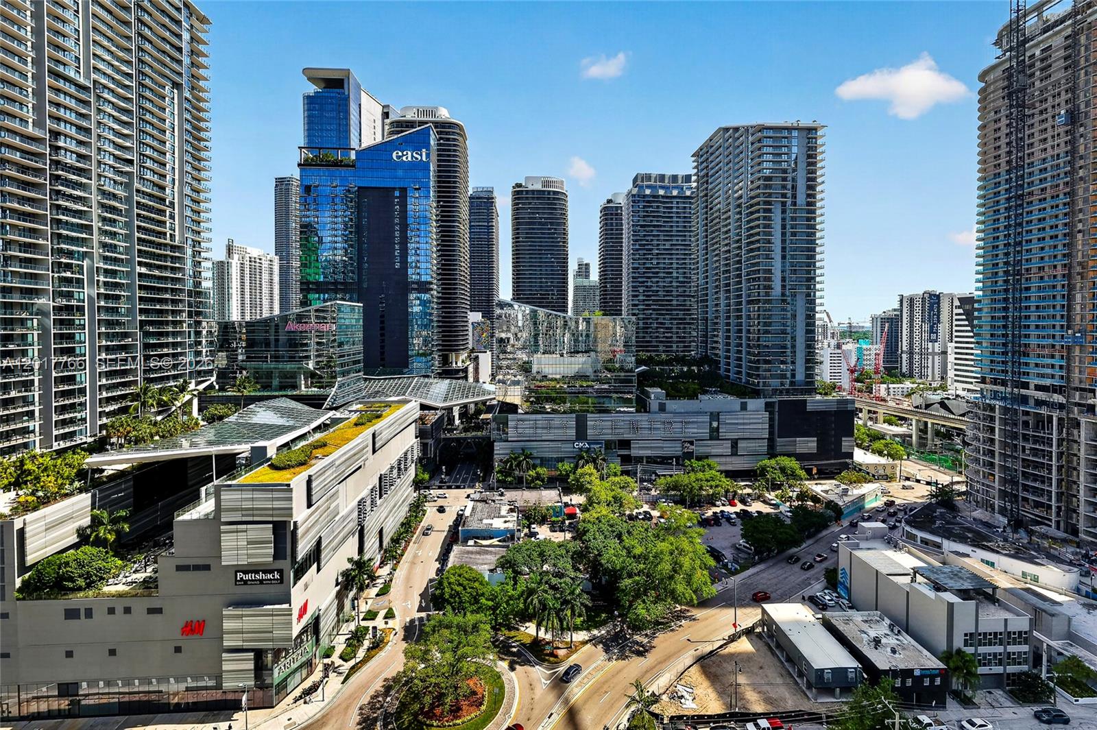 RISE CONDO - Residential