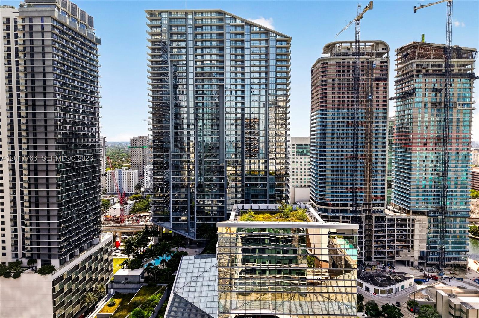RISE CONDO - Residential
