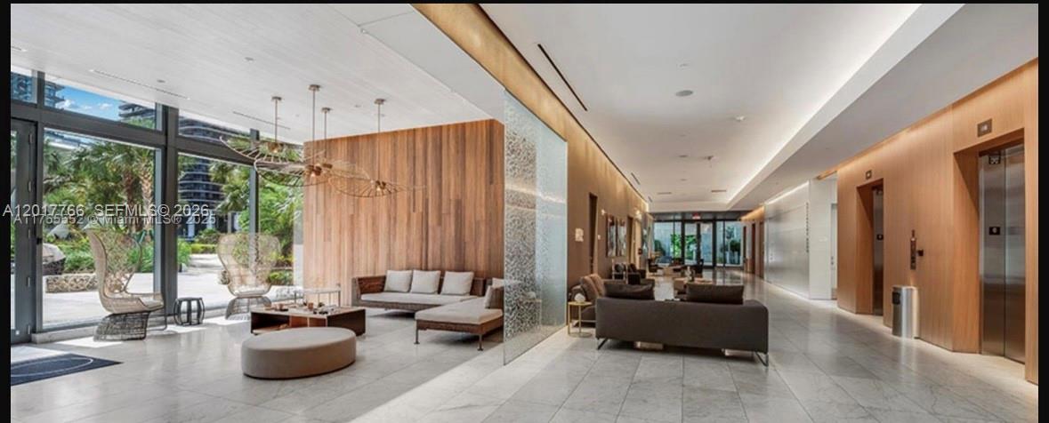 RISE CONDO - Residential