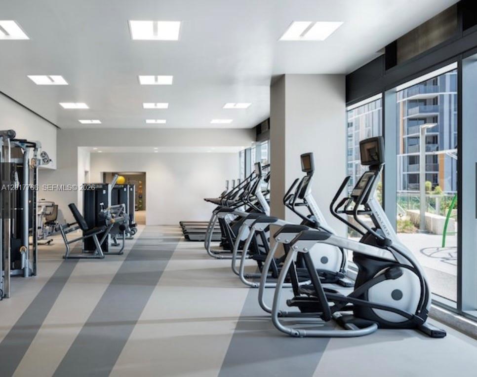 RISE CONDO - Residential