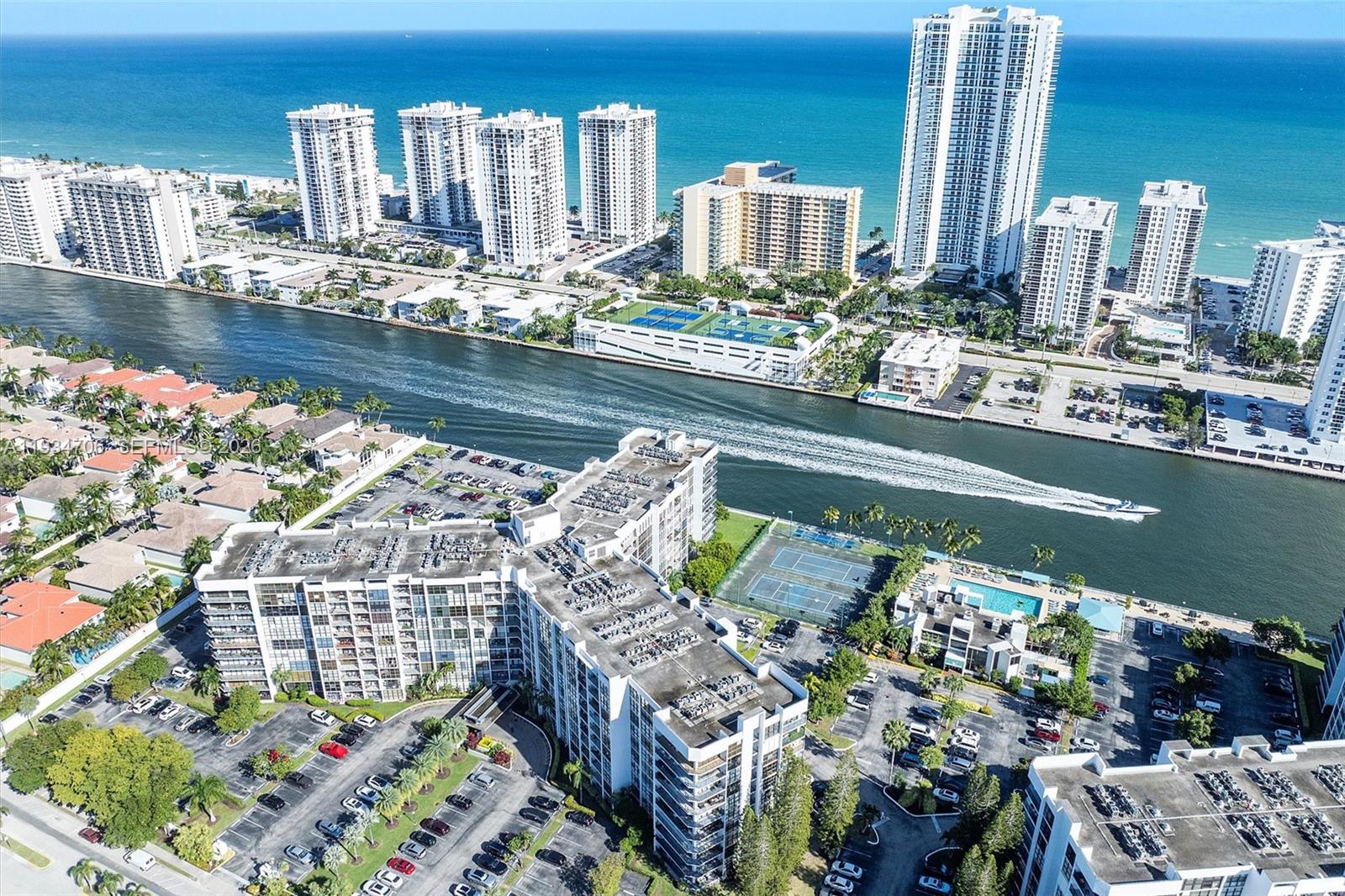 OCEANVIEW PARK CONDO - Residential