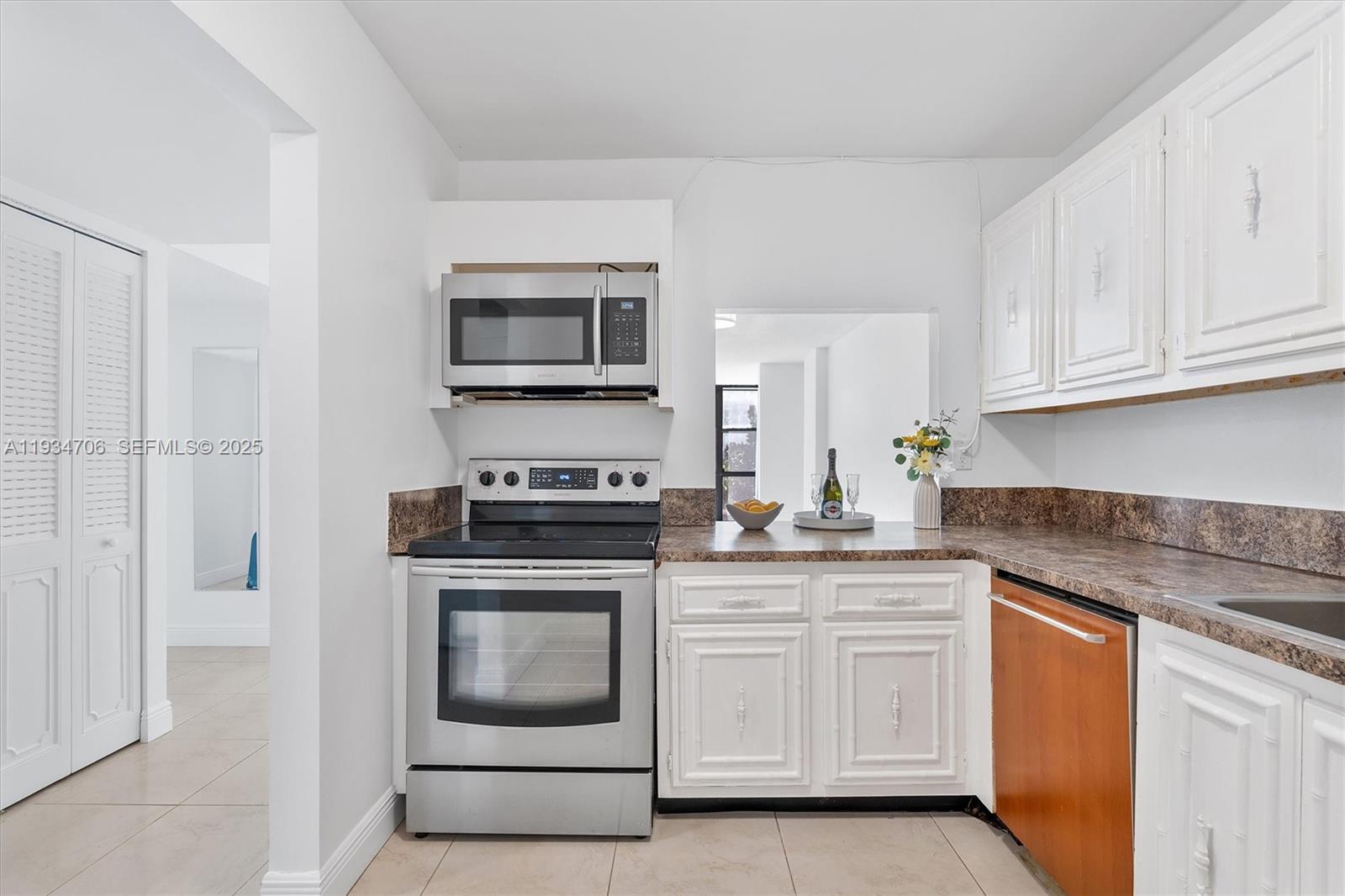 OCEANVIEW PARK CONDO - Residential