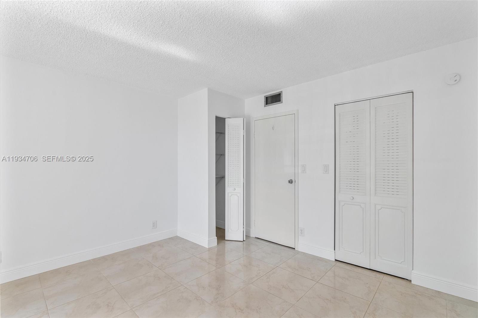 OCEANVIEW PARK CONDO - Residential