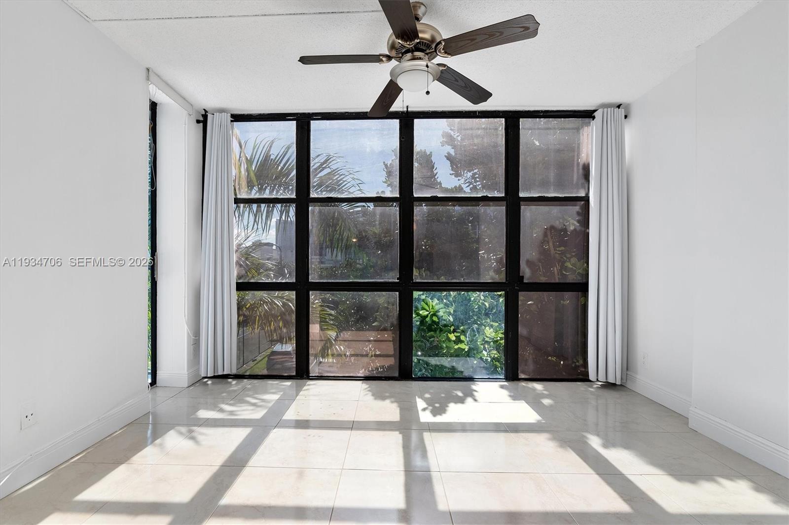 OCEANVIEW PARK CONDO - Residential