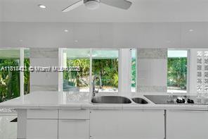 CORAL RIDGE ADD - Residential Lease