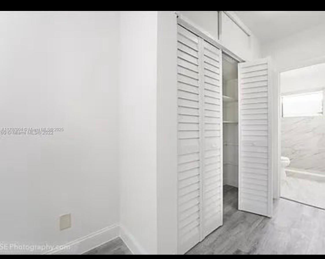 427 Santander Ave 304