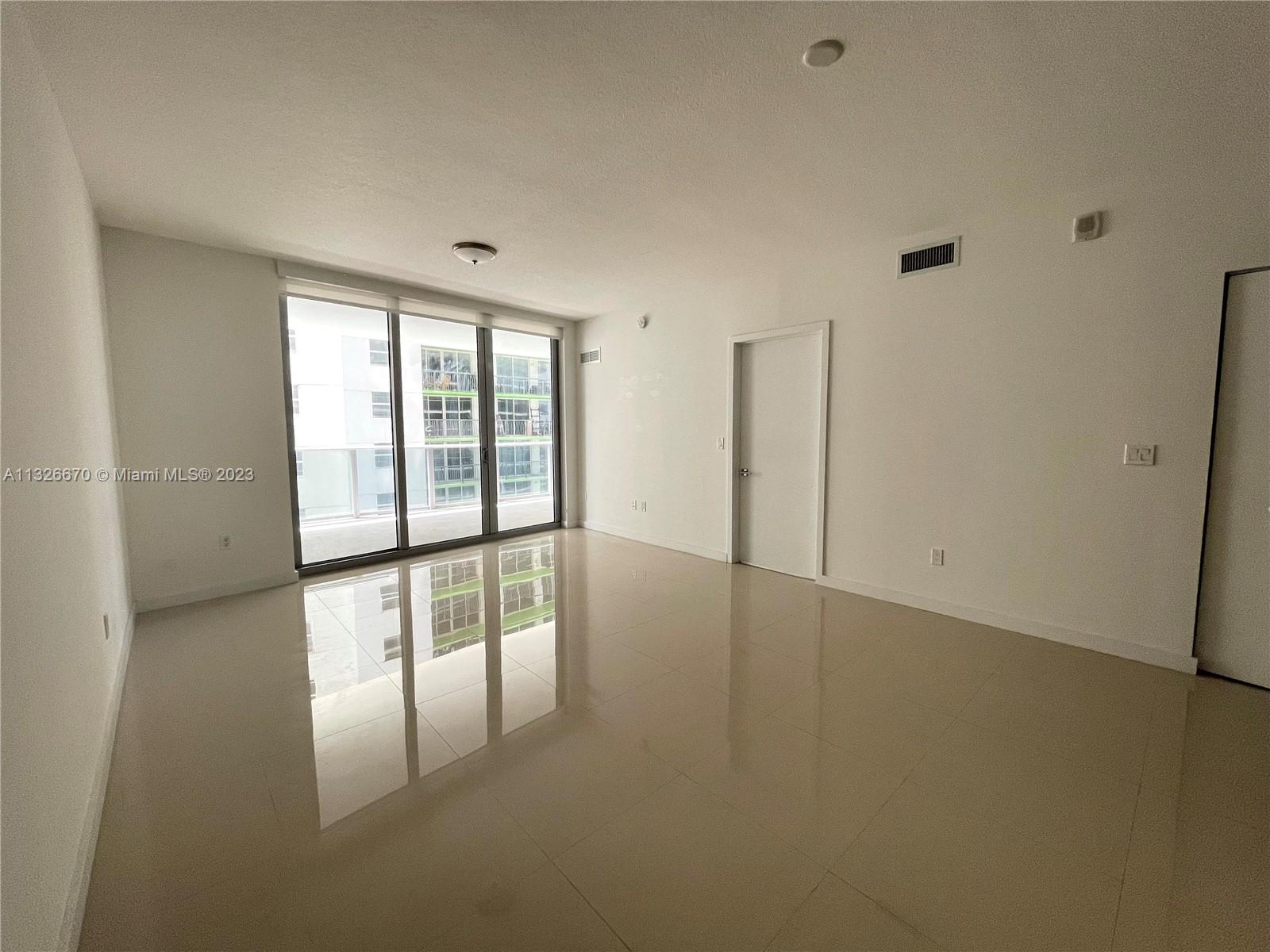 ARIA ON THE BAY - Residential Lease