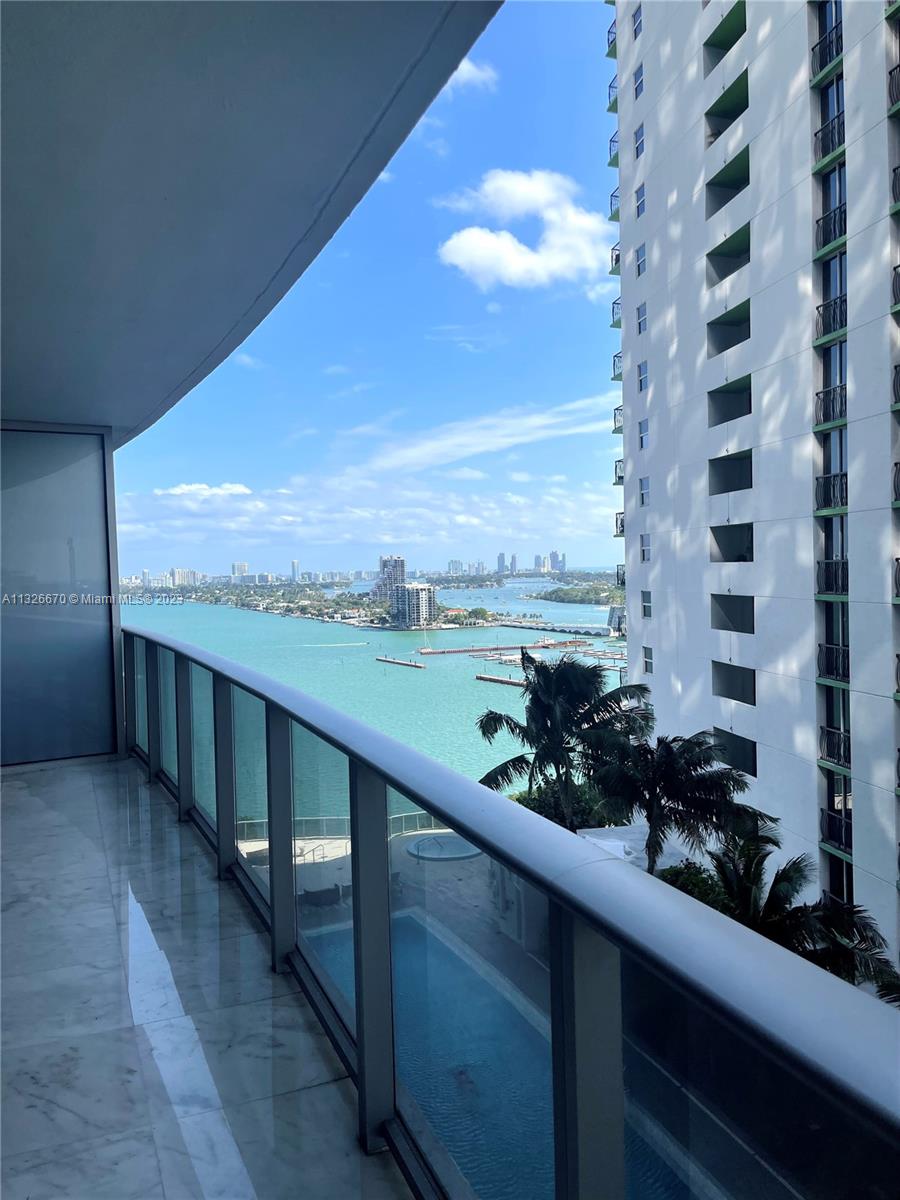 ARIA ON THE BAY - Residential Lease