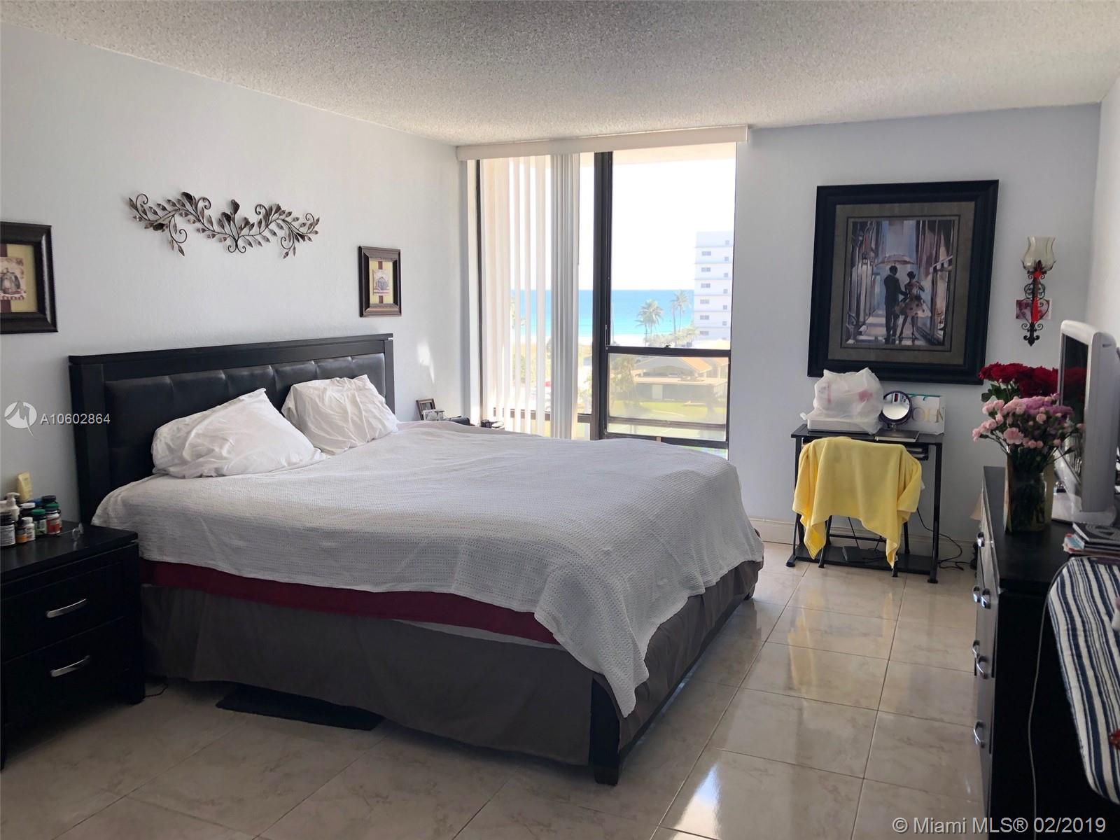 ALLINGTON TOWERS CONDO - Residential