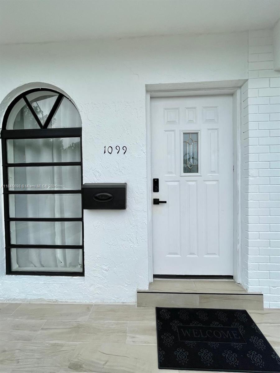 1099 E 1st Ave 1099