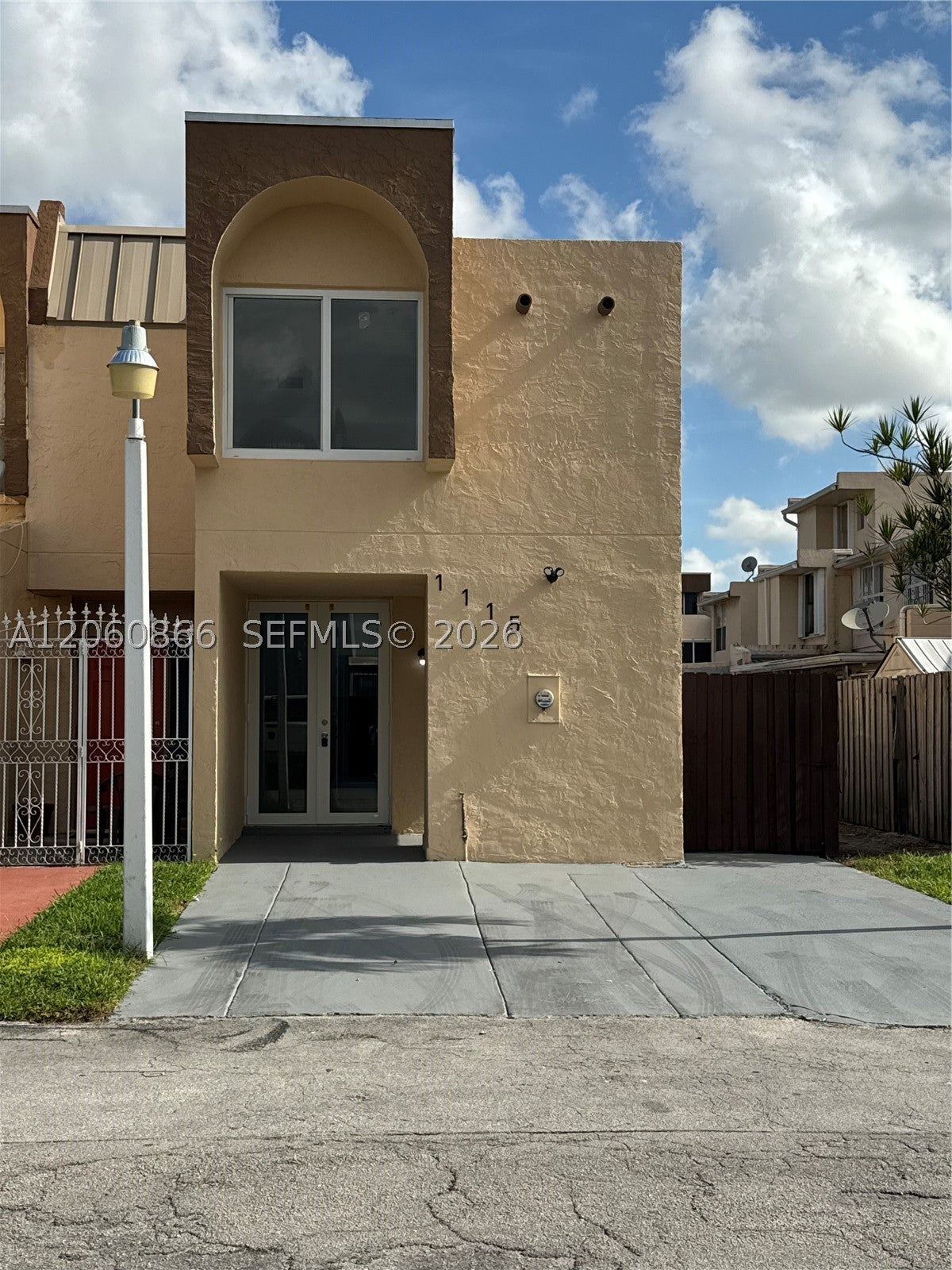 1115 W 38th Ter 50 - Image 1