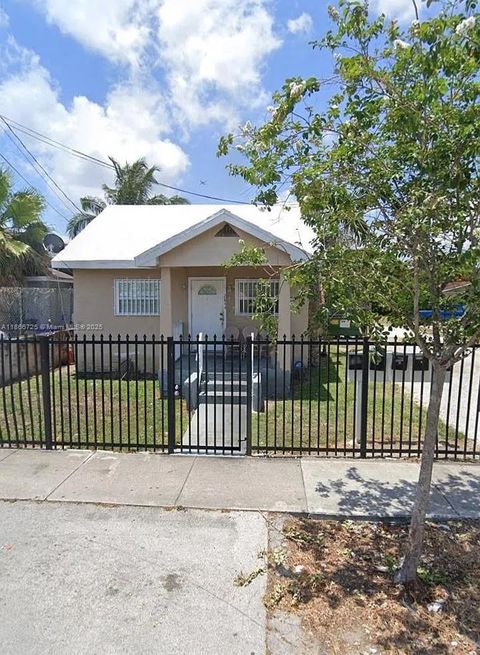 2844 NW 22nd Ct Miami FL 33142