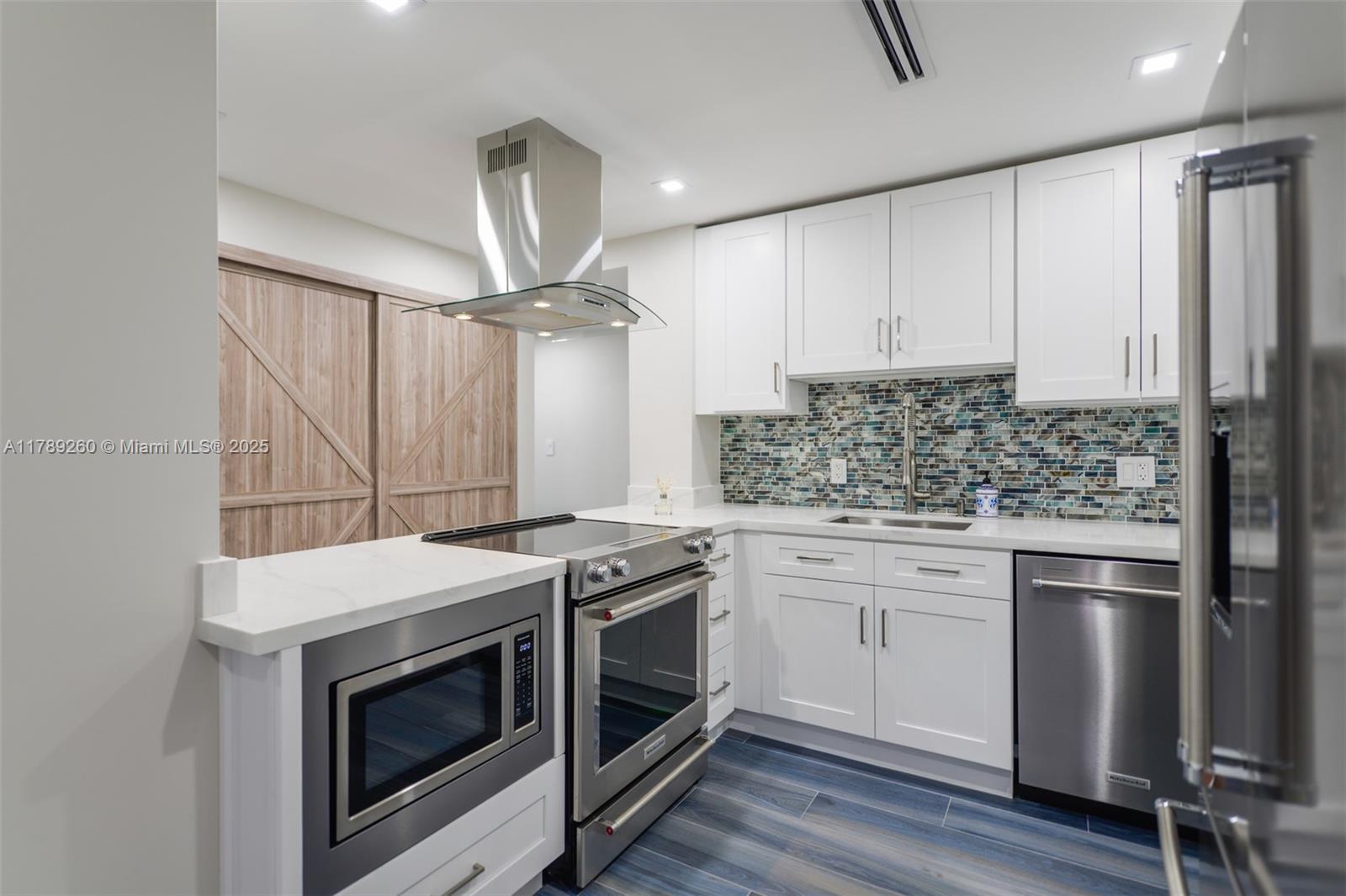 1950 S Ocean Dr 12G