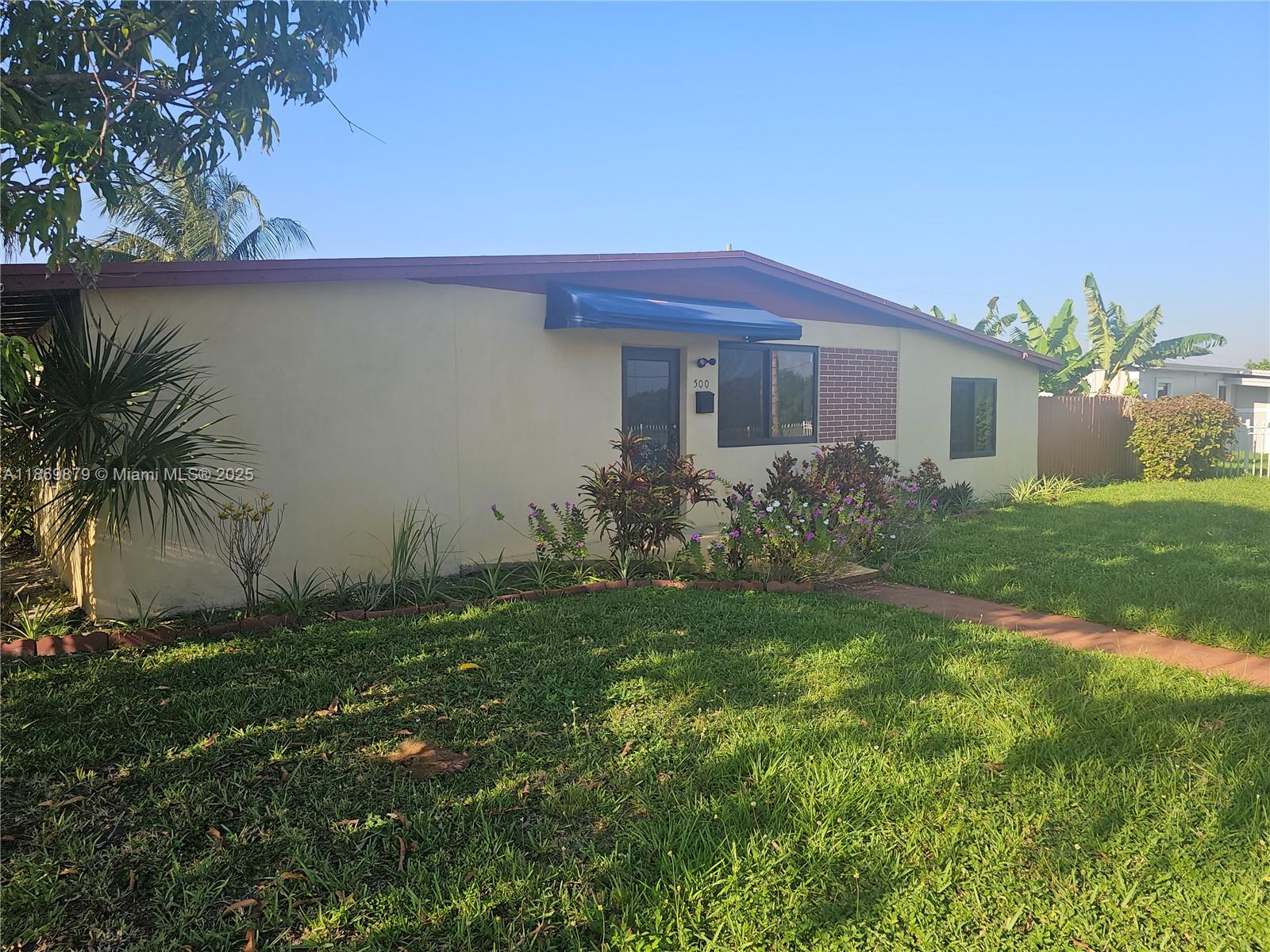 Great opportunity in Miami Gardens! Located near Hard Rock Stadium, shopping centers, restaurants, and Aventura Mall, with convenient access to major highways and entertainment.