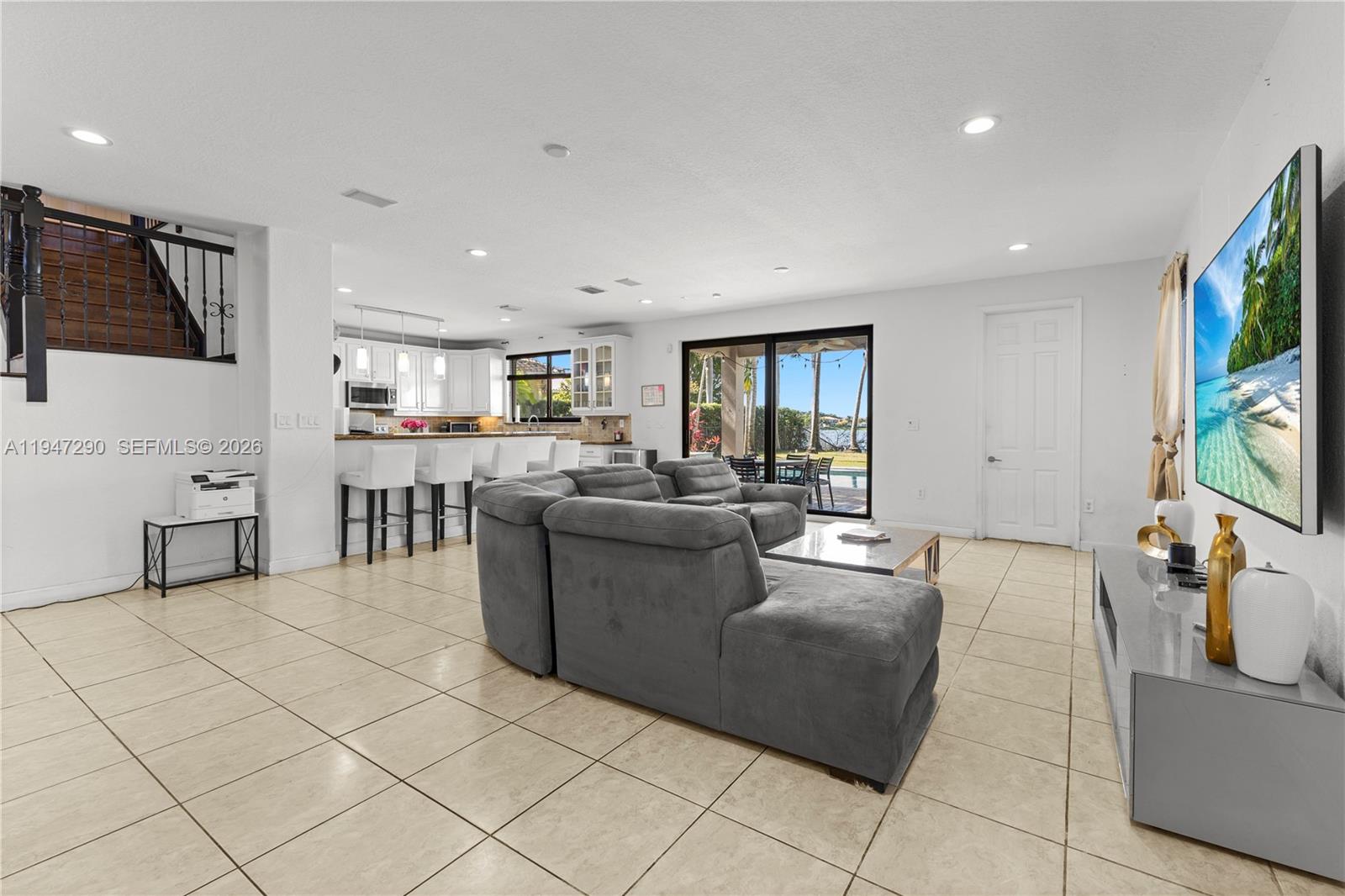 CUTLER CAY - Residential