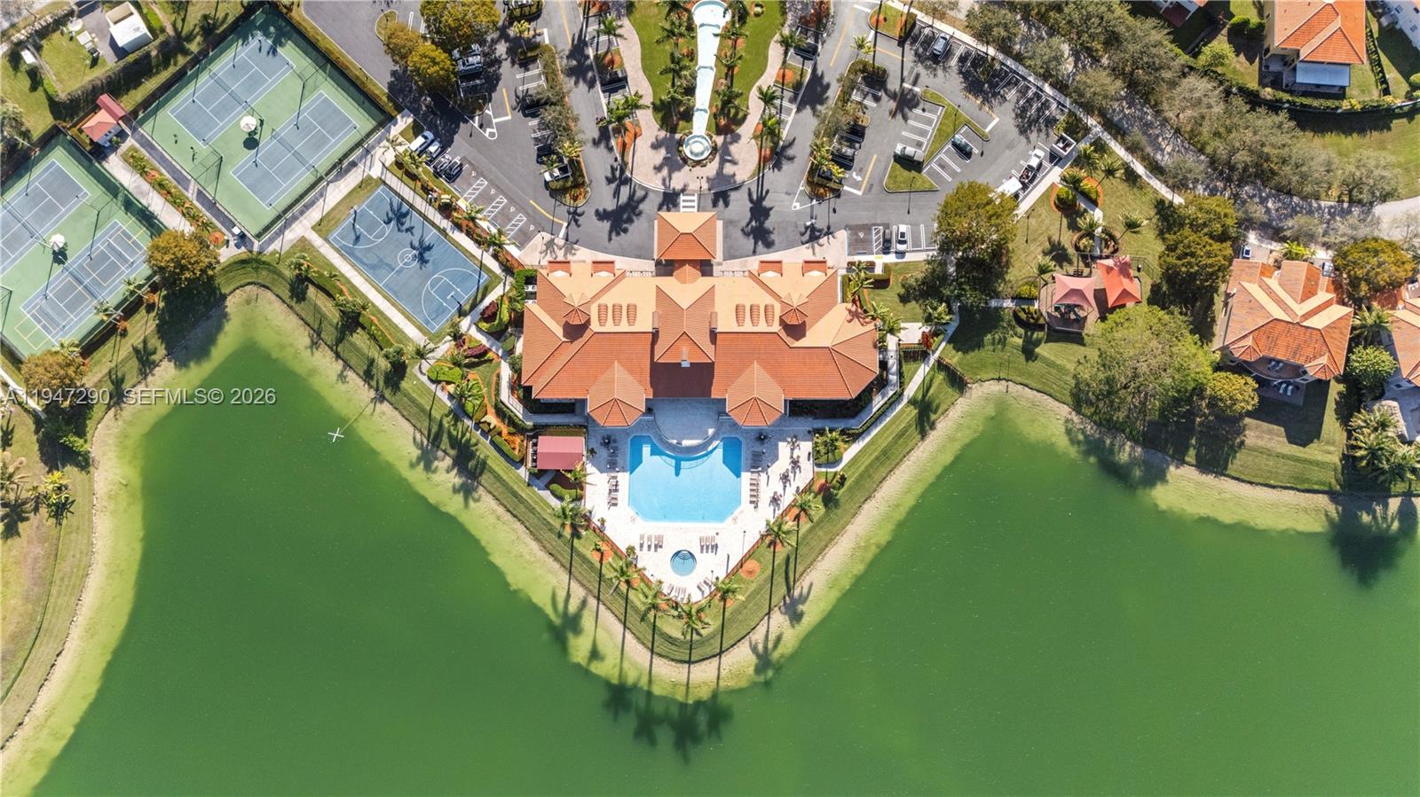 CUTLER CAY - Residential