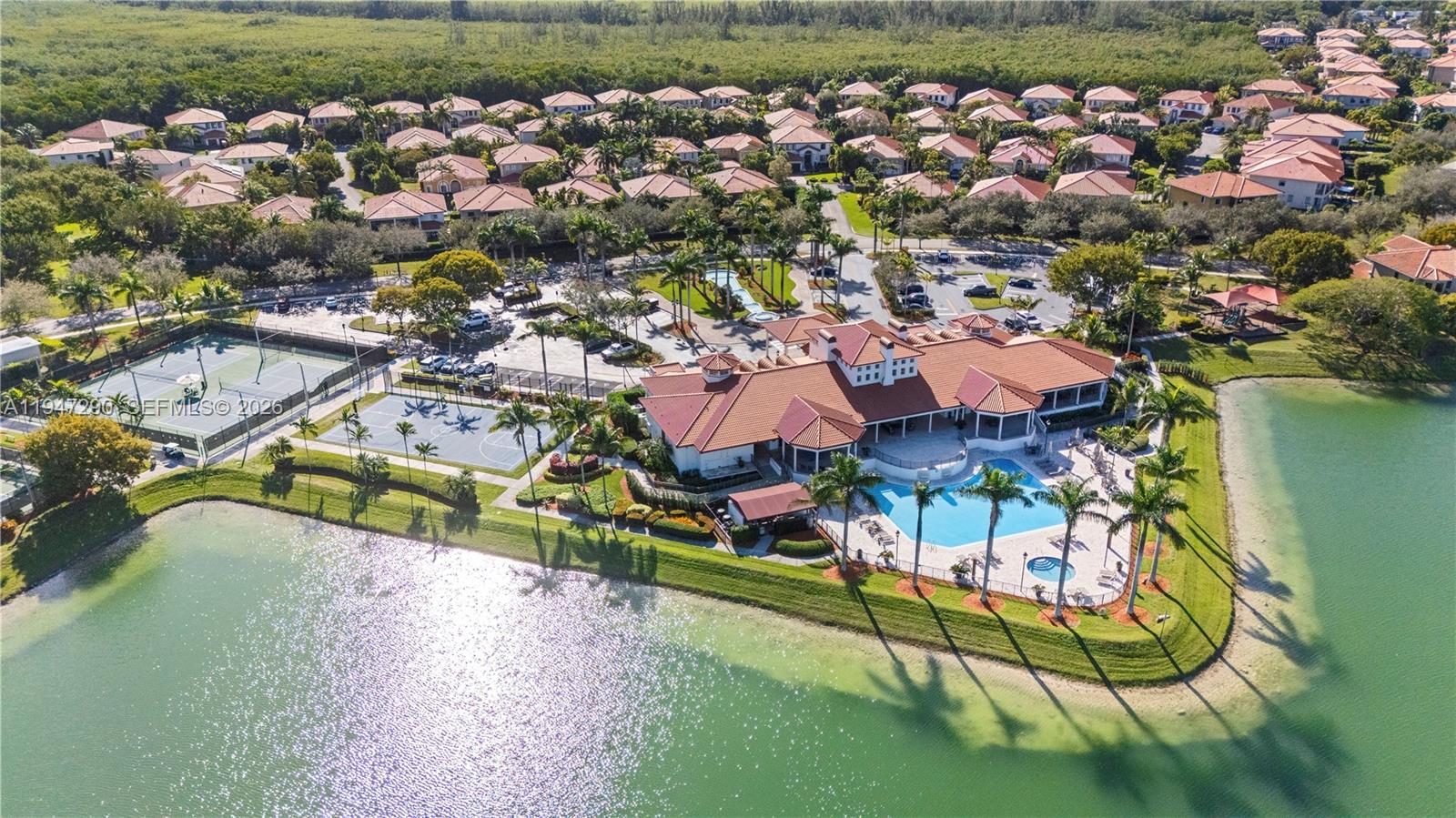 CUTLER CAY - Residential