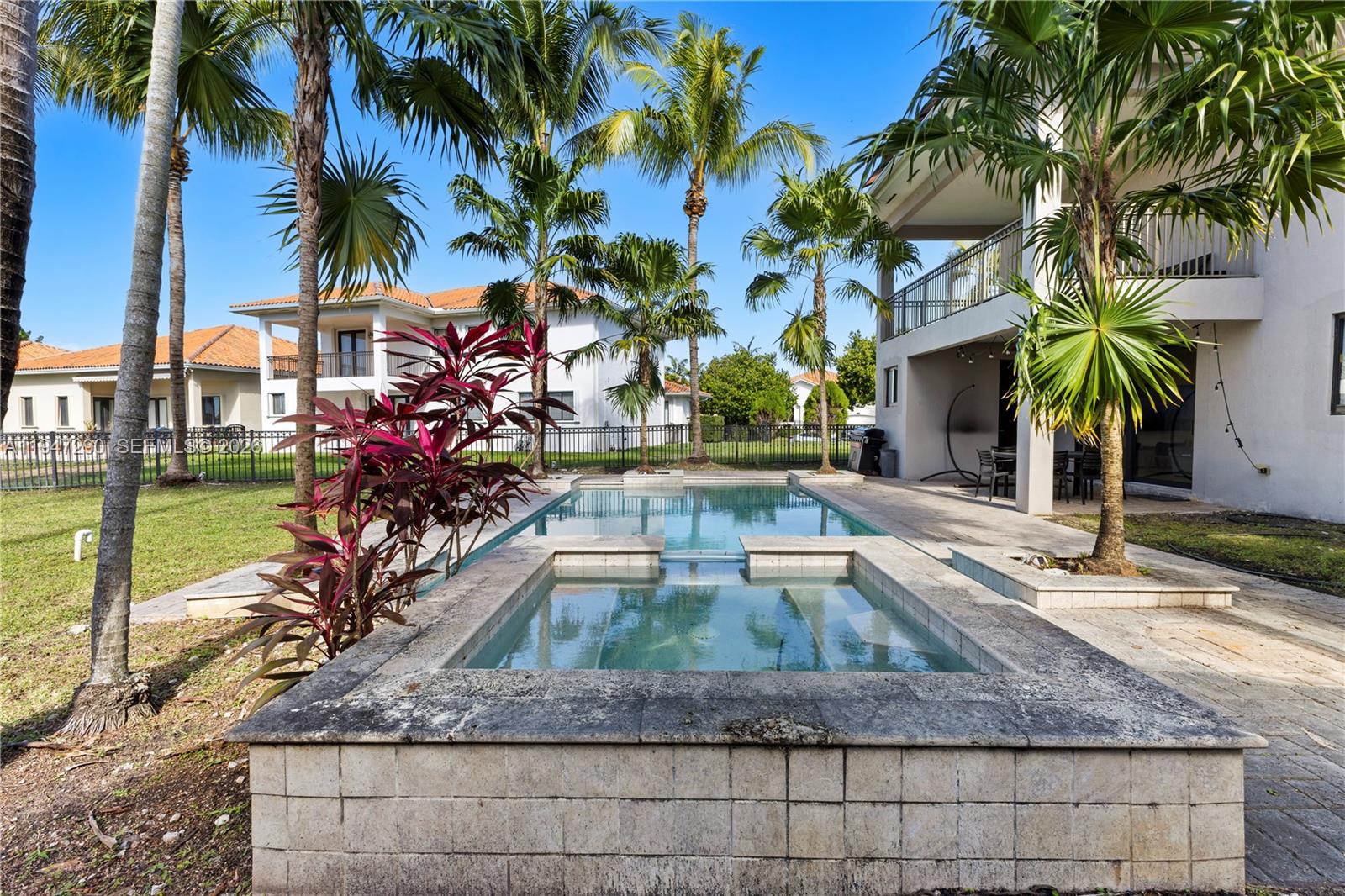 CUTLER CAY - Residential