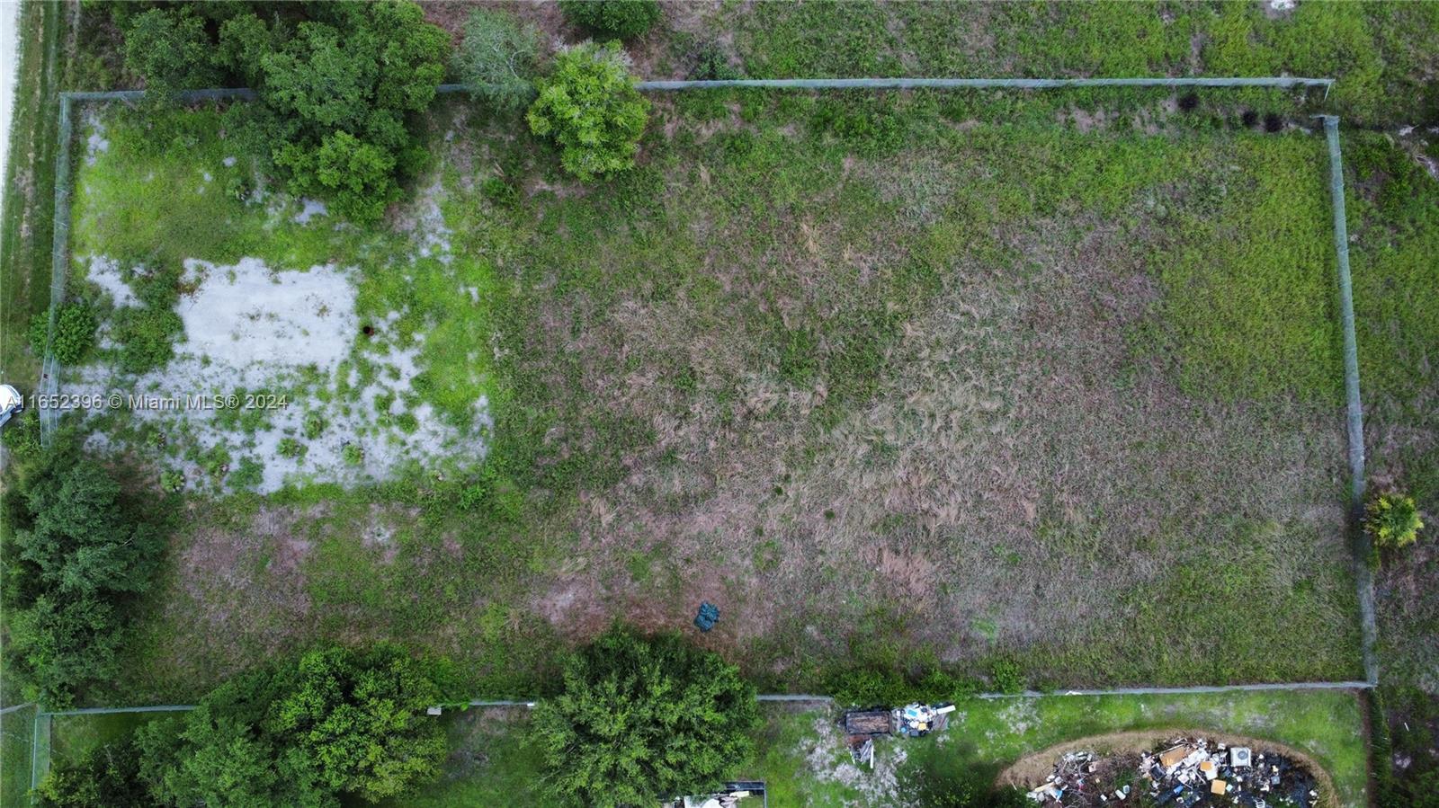 MONTURA RANCH ESTATES - Land