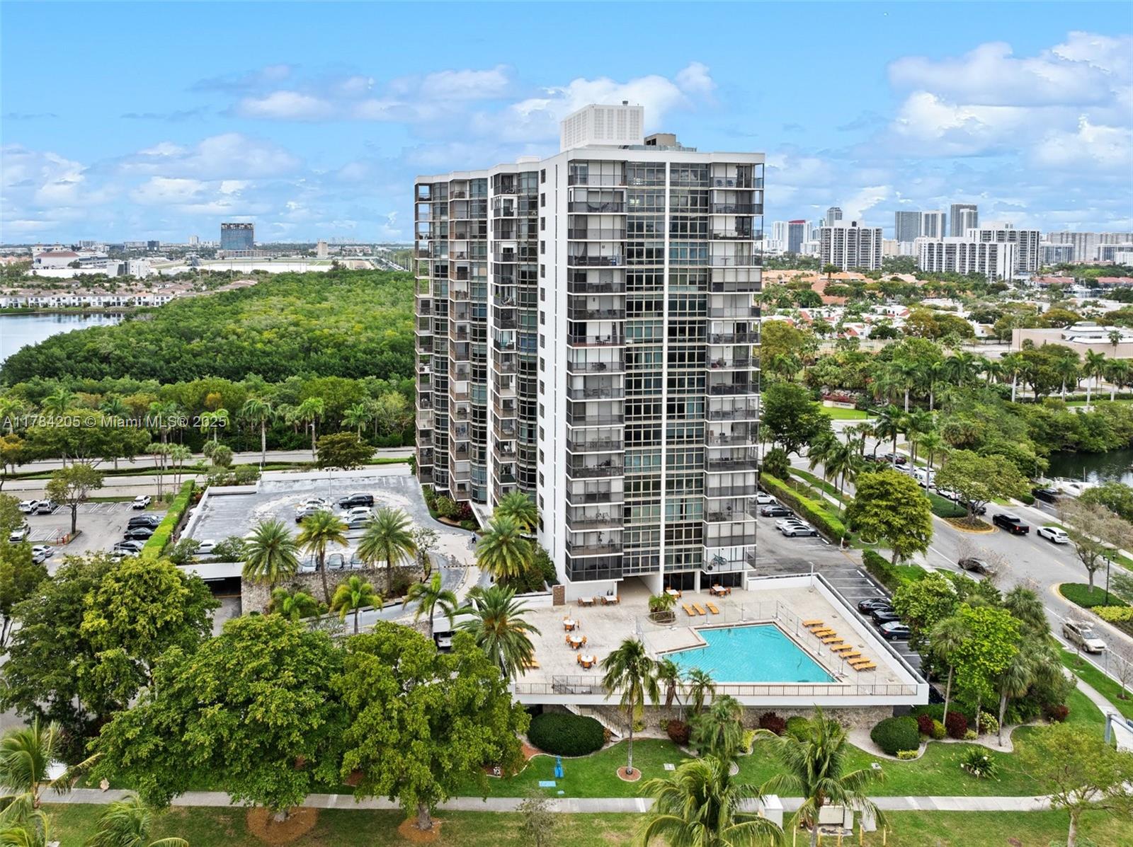 3375 N Country Club Dr 608