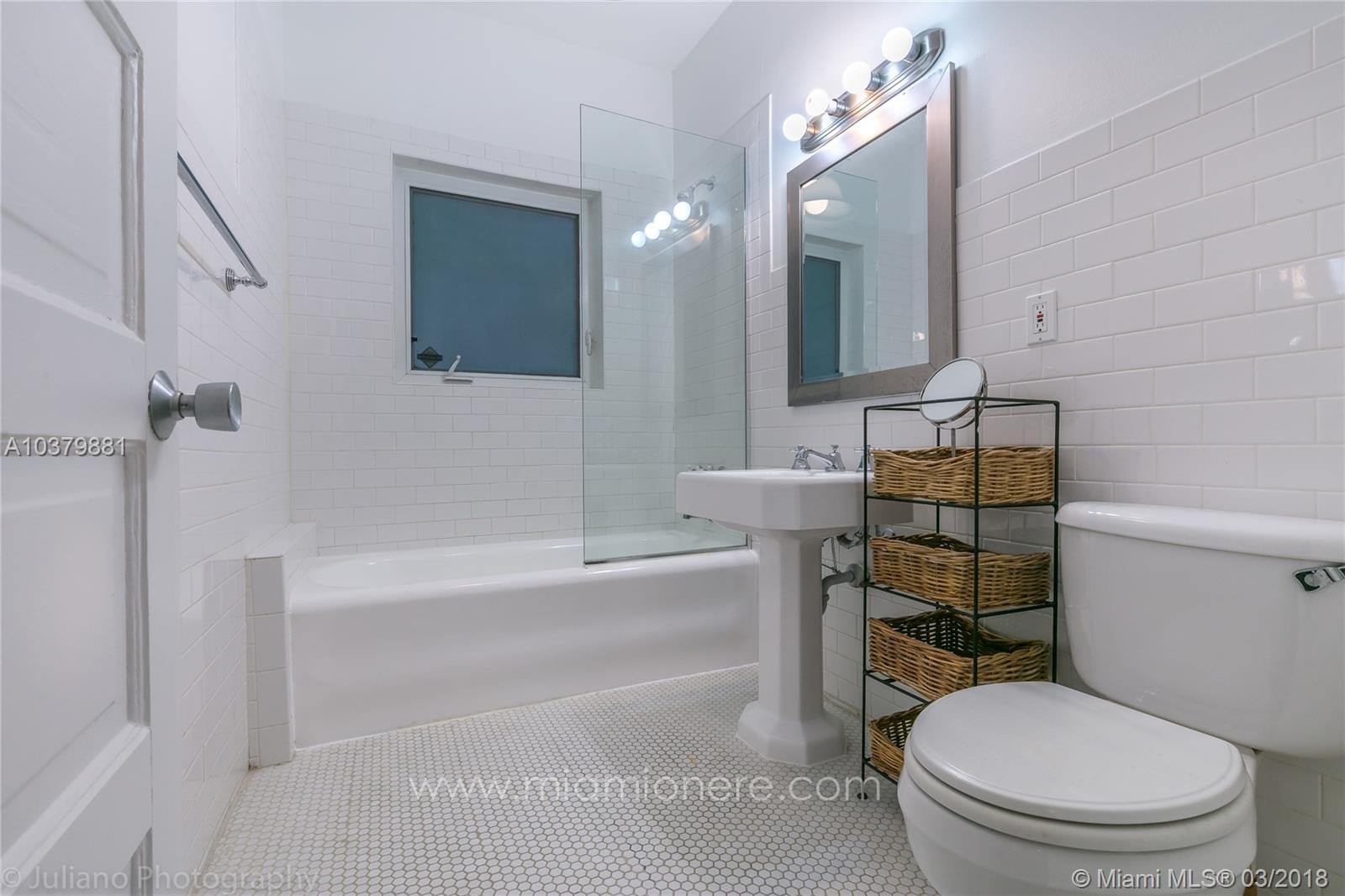 SURPRISE LAKE - Residential Lease