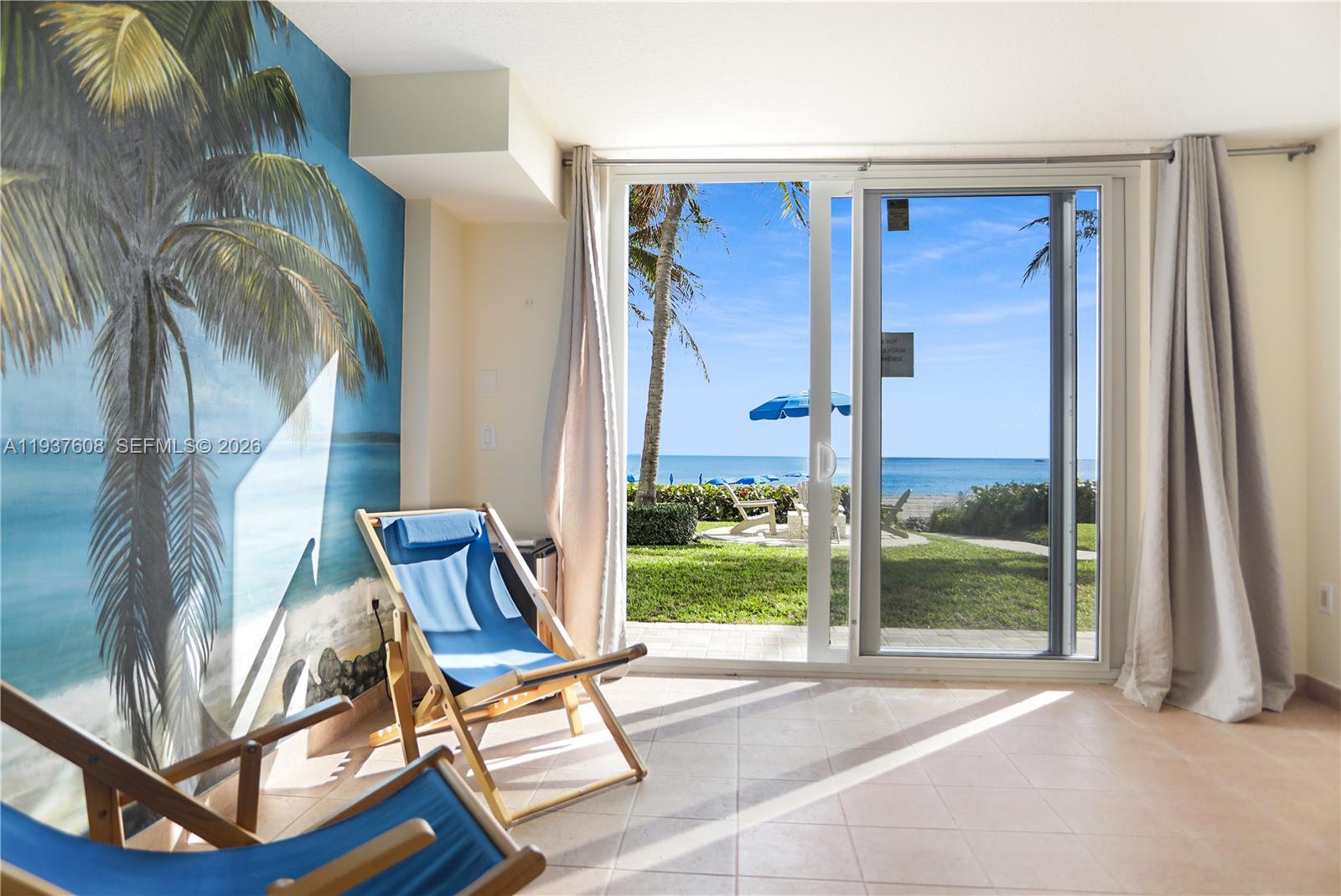 THE PINNACLE CONDO - Residential