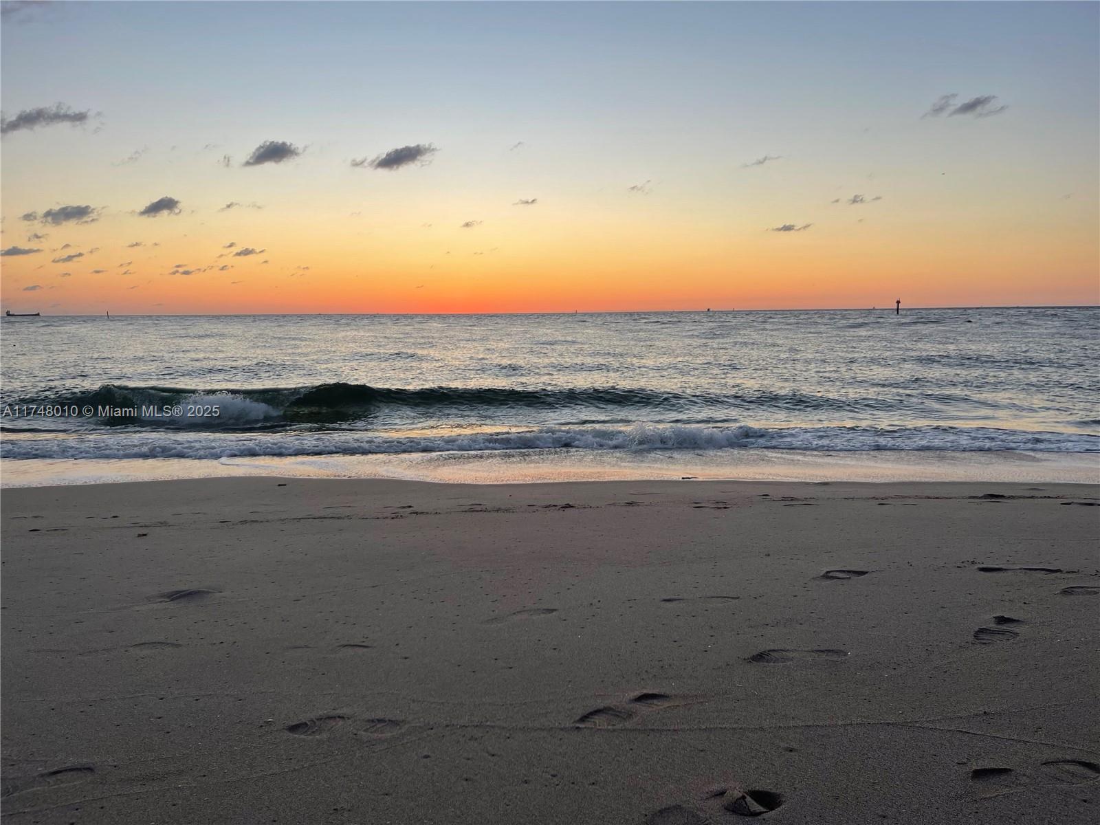 LEISURE BEACH CONDO - Residential