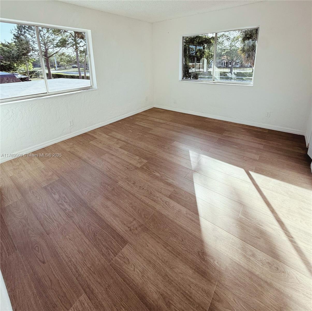 QUAIL HOLLOW CONDO - Residential Lease