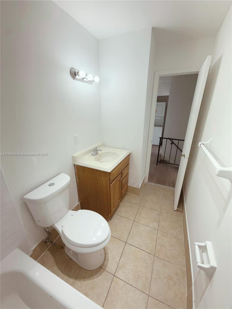 QUAIL HOLLOW CONDO - Residential Lease