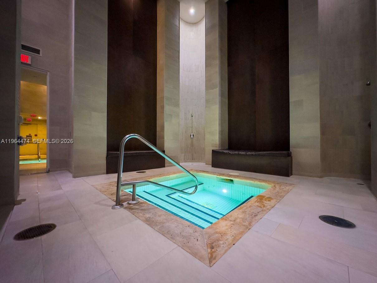 BEACH CLUB THREE CONDO - Residential