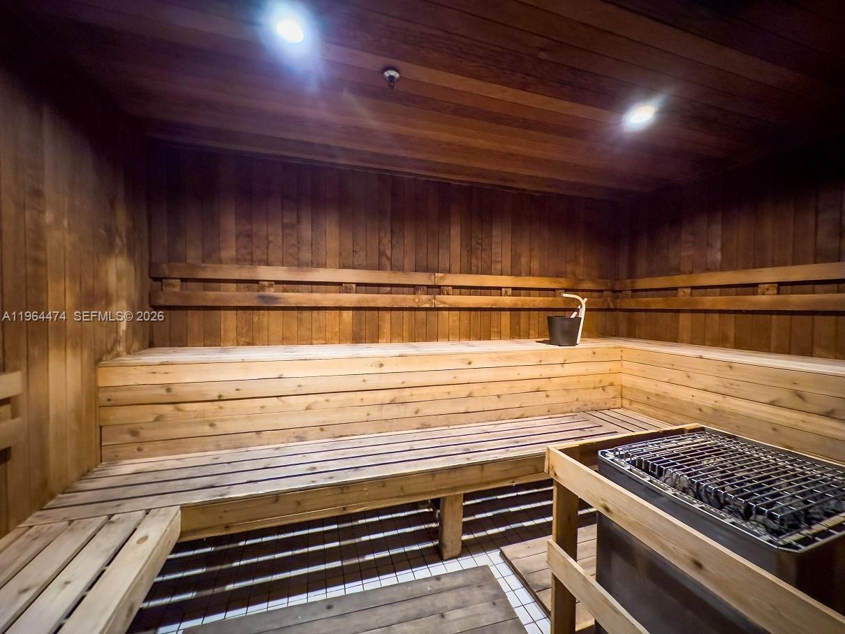 BEACH CLUB THREE CONDO - Residential