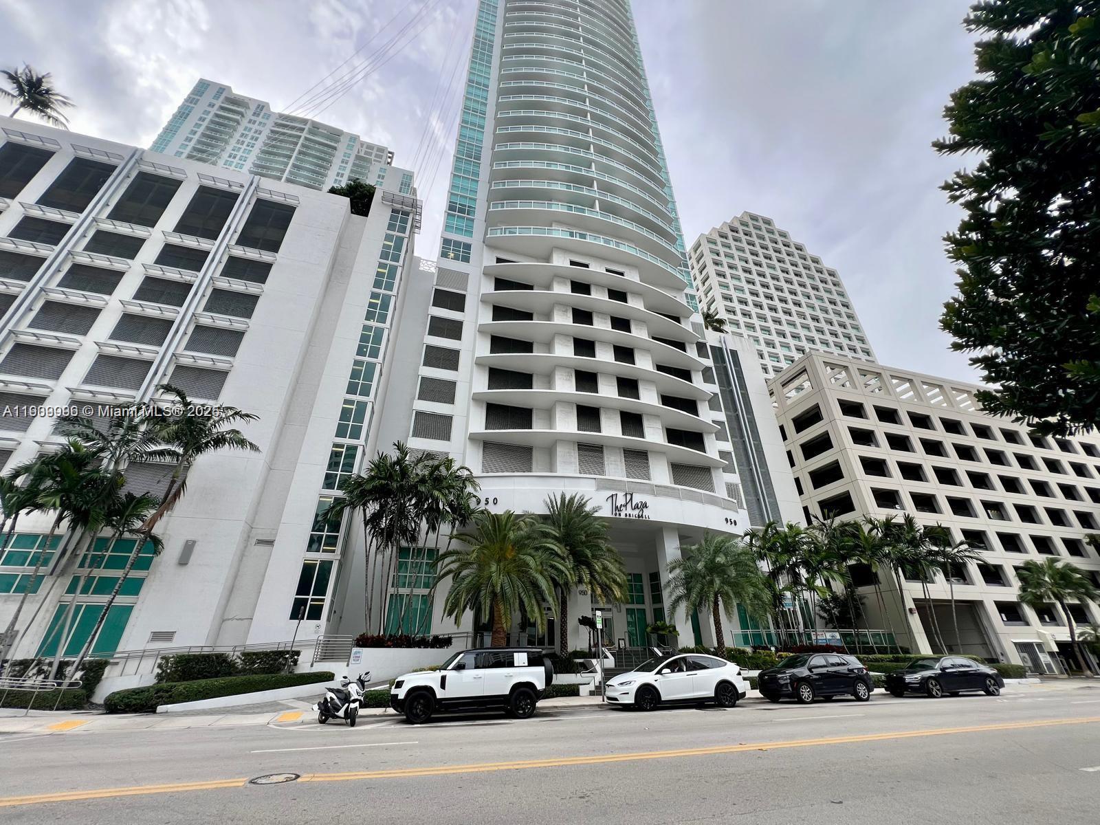 950 S Brickell Bay 1109