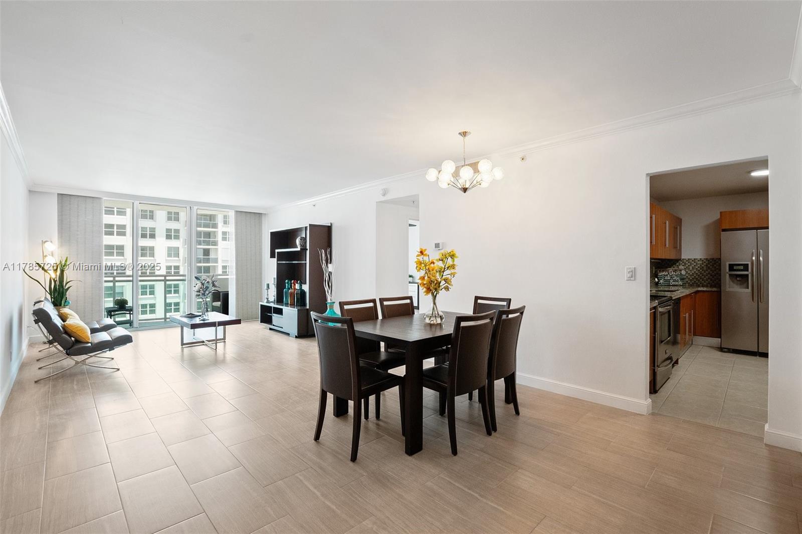 RESIDENCES ON HOLLYWOOD B - Residential