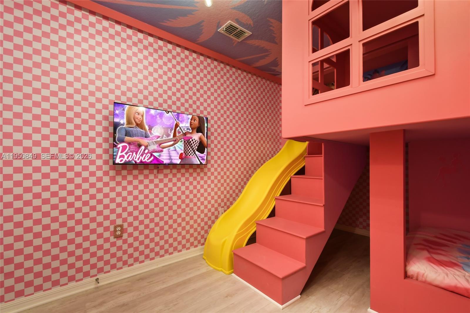 Windsor Cay - Residential