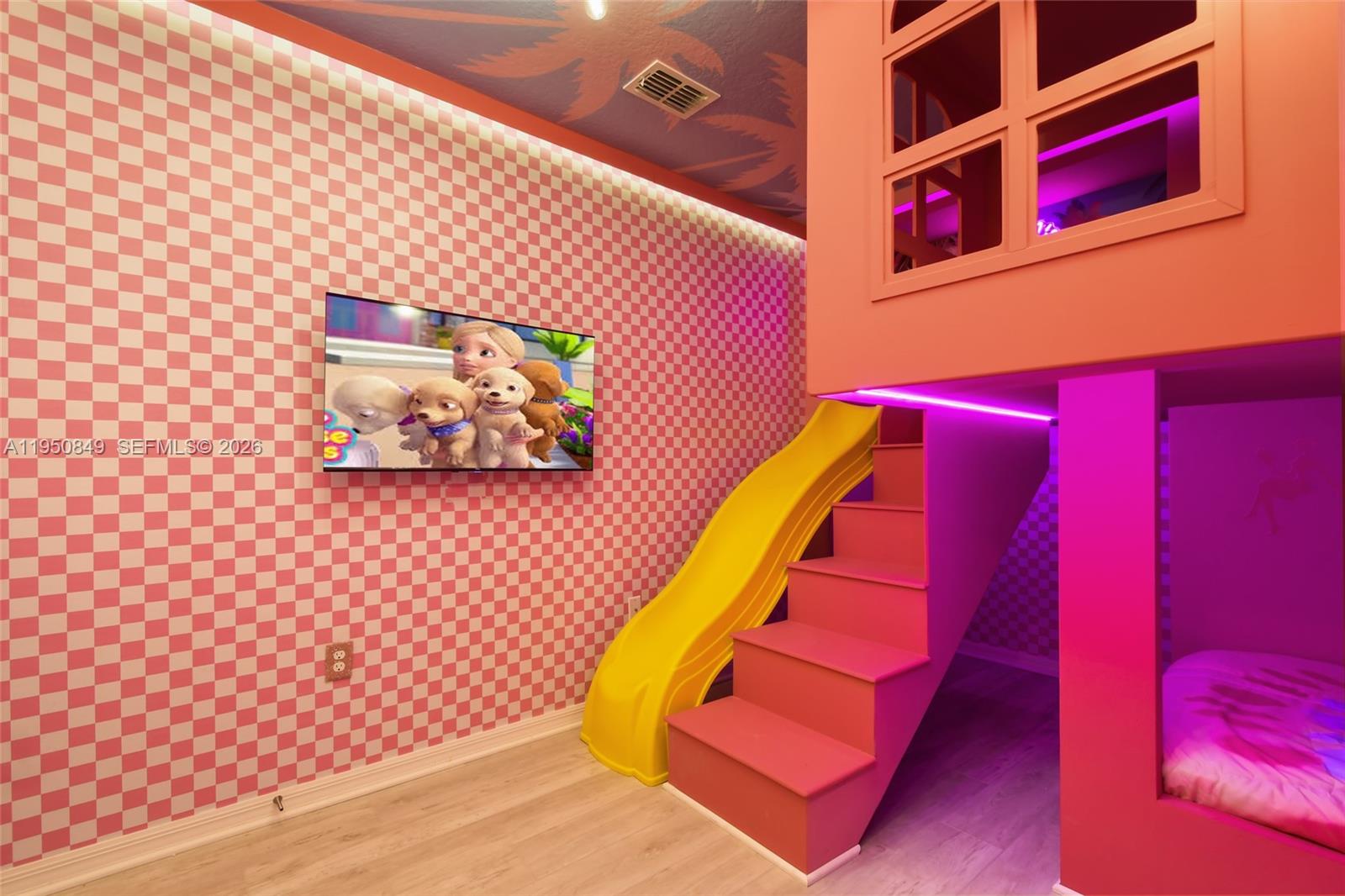 Windsor Cay - Residential