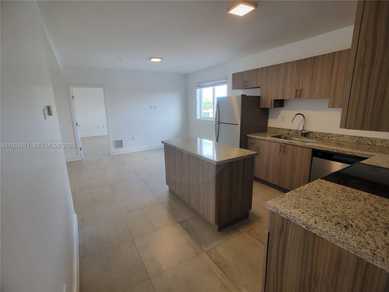 WEST FLAGLER PK SEC B - Residential Lease