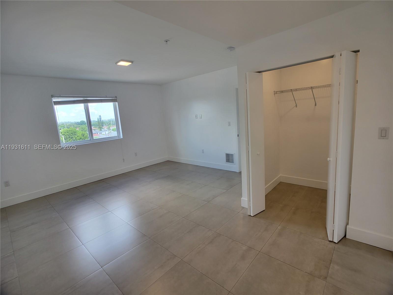 WEST FLAGLER PK SEC B - Residential Lease