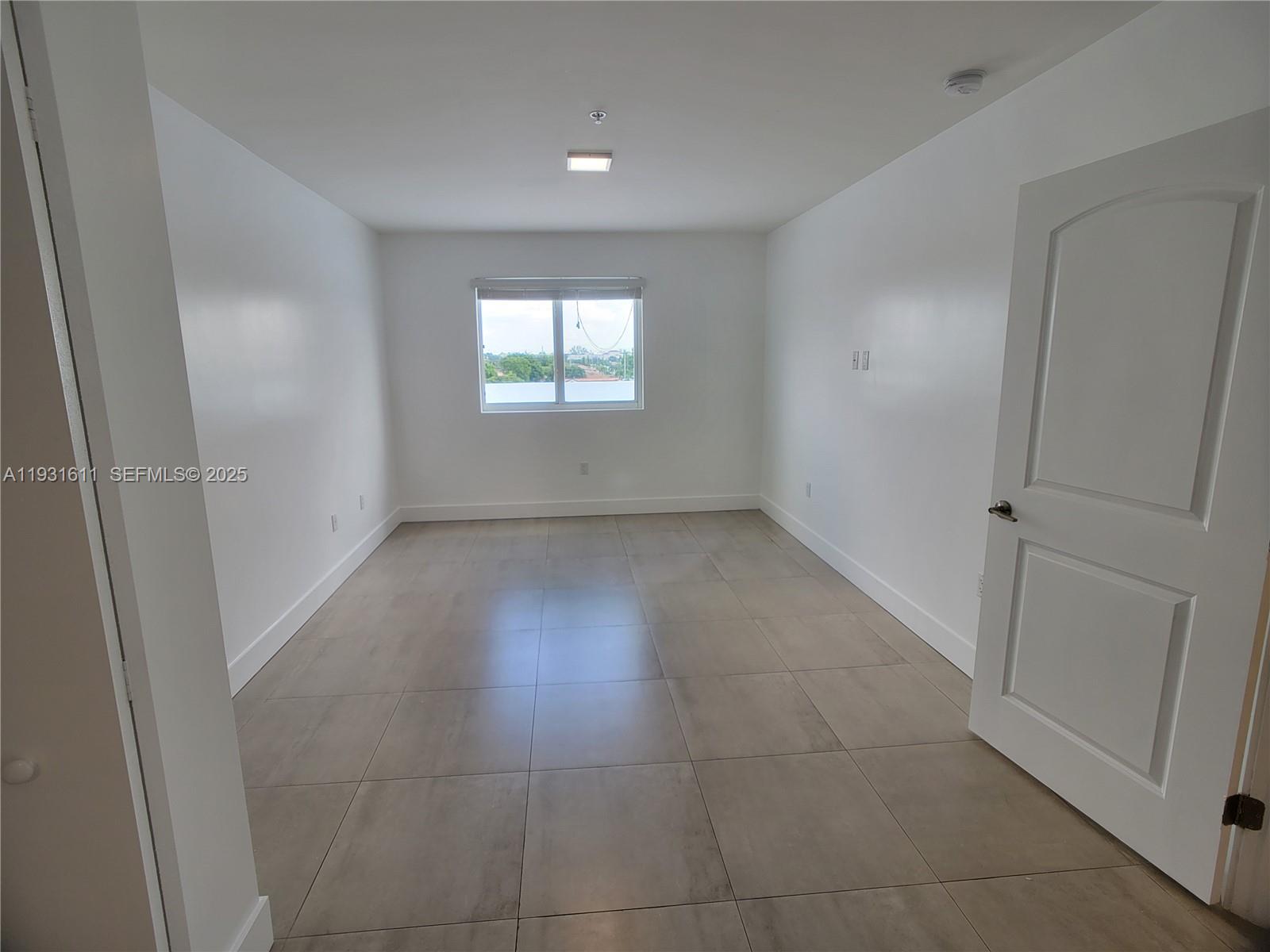 WEST FLAGLER PK SEC B - Residential Lease