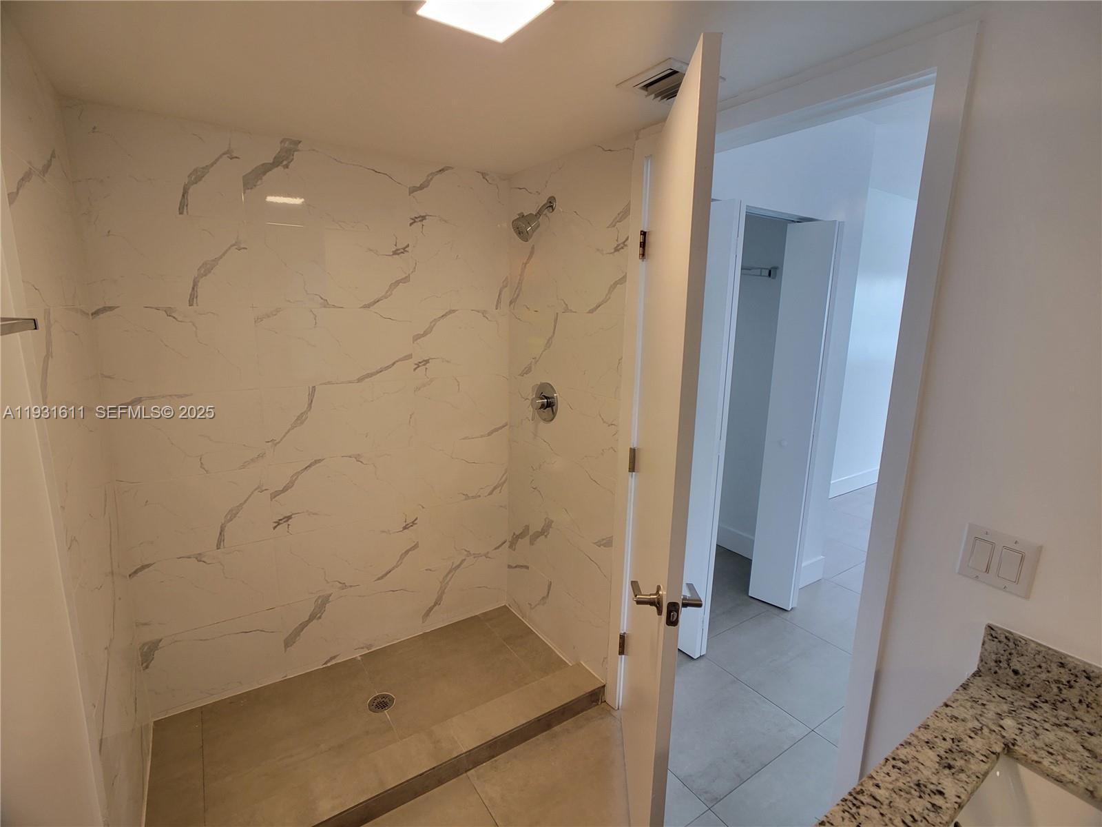 WEST FLAGLER PK SEC B - Residential Lease