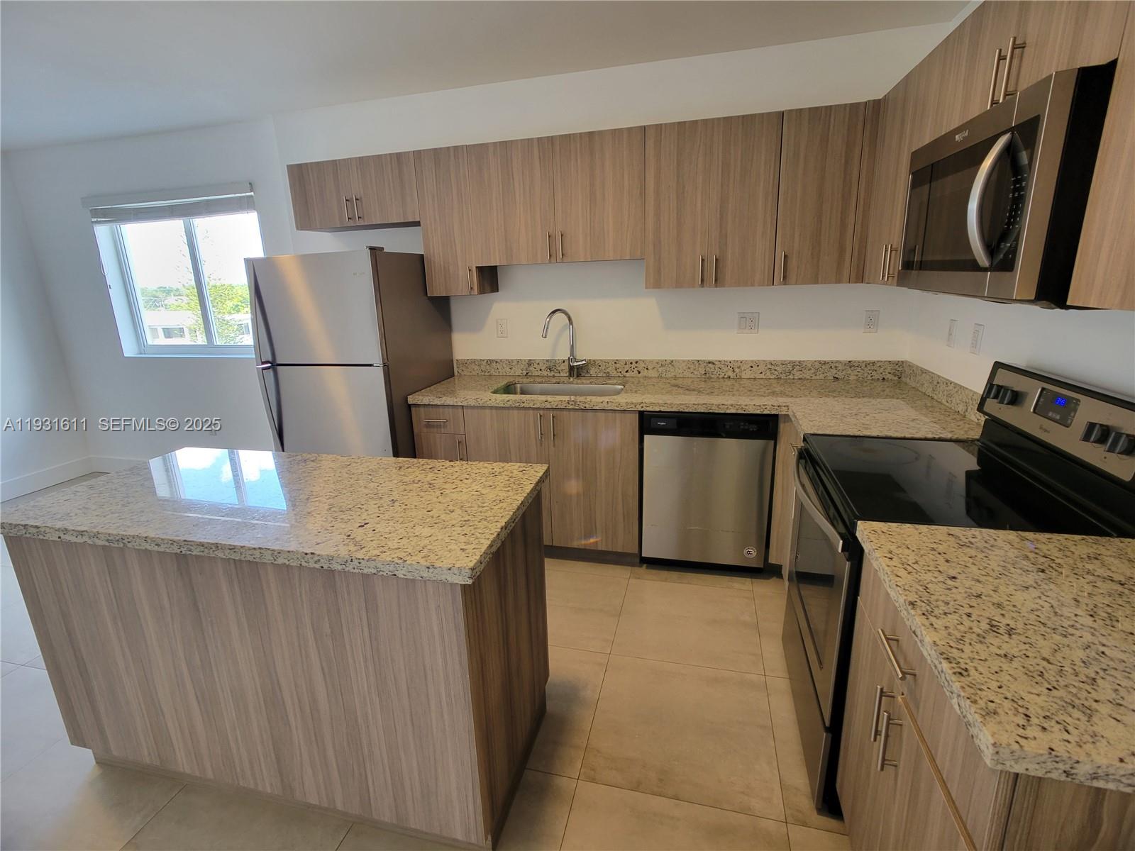 WEST FLAGLER PK SEC B - Residential Lease