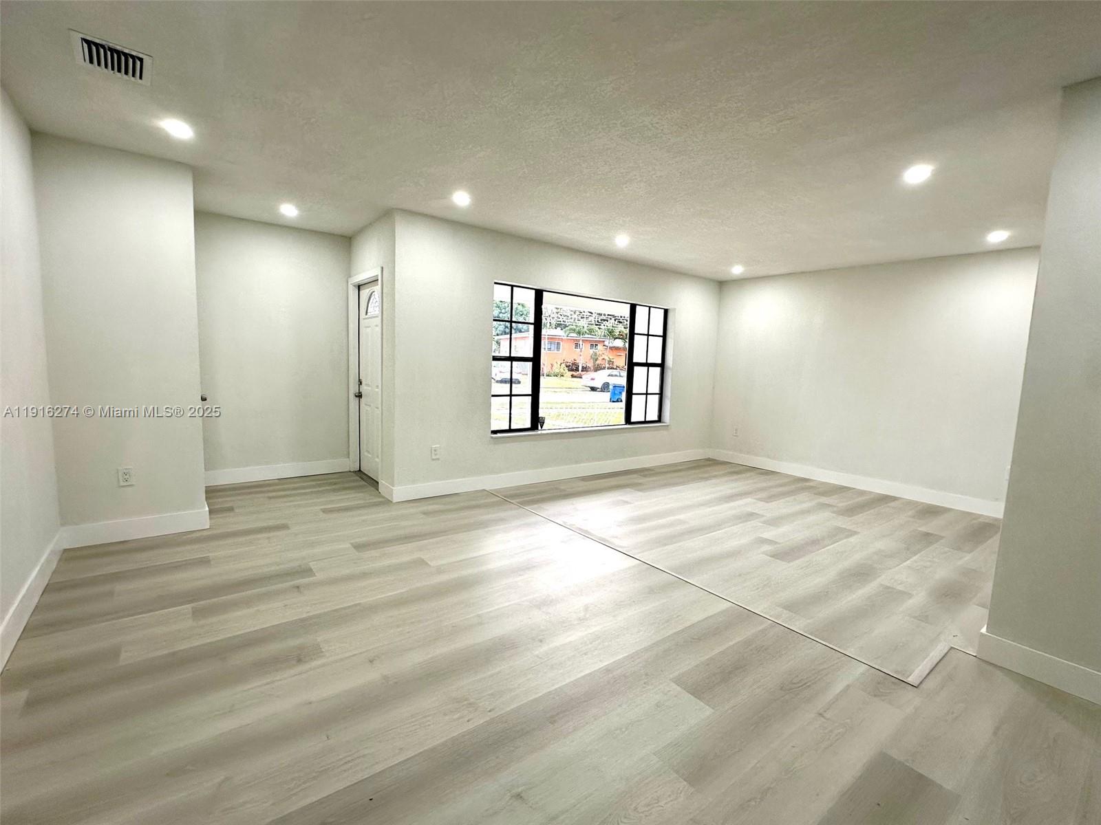 NORWOOD 4TH ADDN - Residential